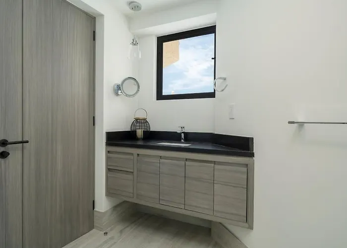 Сasa de vacaciones Unit 150- Casa Kelly - Oceanfront Fully Renovated *