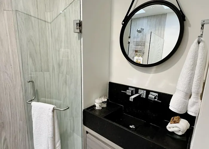 Unit 150- Casa Kelly - Oceanfront Fully Renovated *