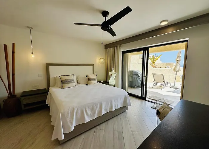 Сasa de vacaciones Unit 150- Casa Kelly - Oceanfront Fully Renovated *